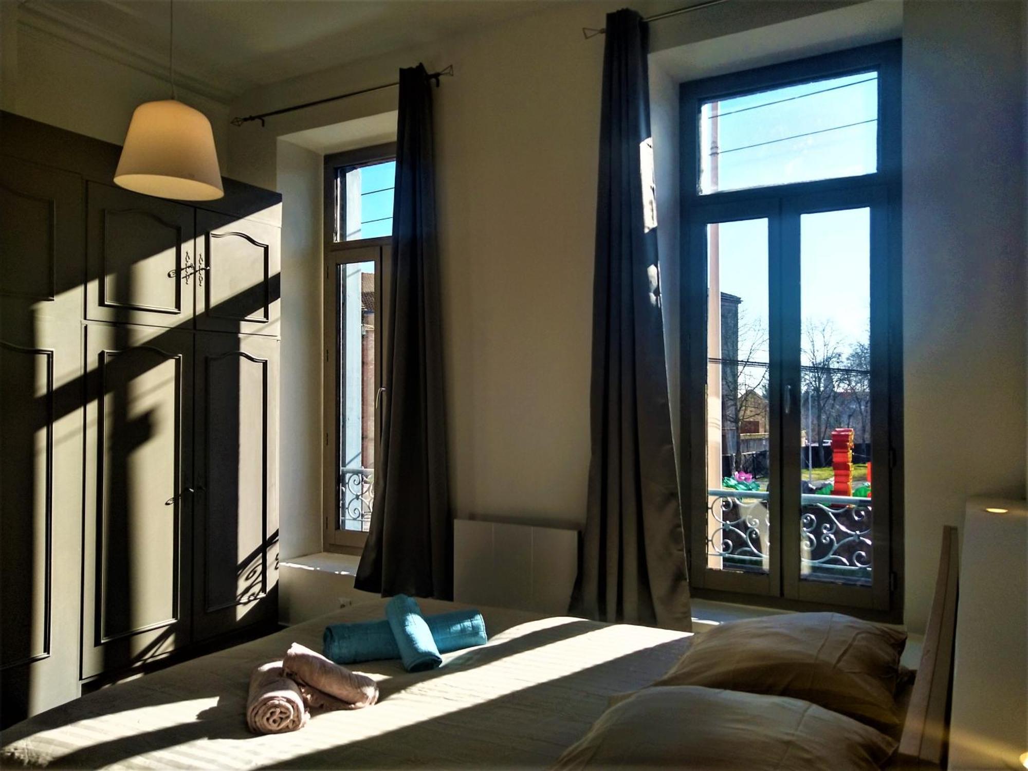 Le Cours Foucault - 3 Appartements - 8 Couchages Montauban Kültér fotó