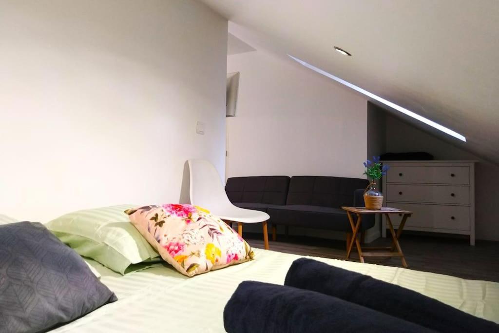 Le Cours Foucault - 3 Appartements - 8 Couchages Montauban Kültér fotó